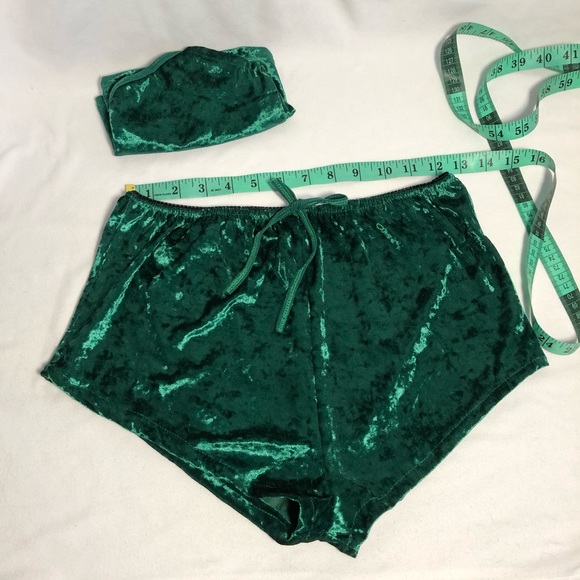 Emerald Green Velvet Pajama Set - Picture 9 of 16